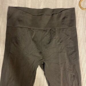 Zyia Ribbed leggings